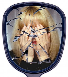 Раздражение-это разбитое зеркало